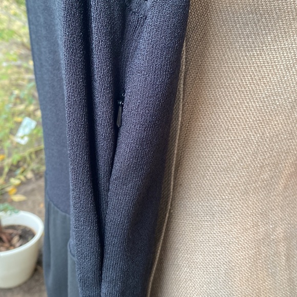 NWOT Ann Taylor gorgeous black sleeveless dress. So pretty & feminine - Picture 6 of 10